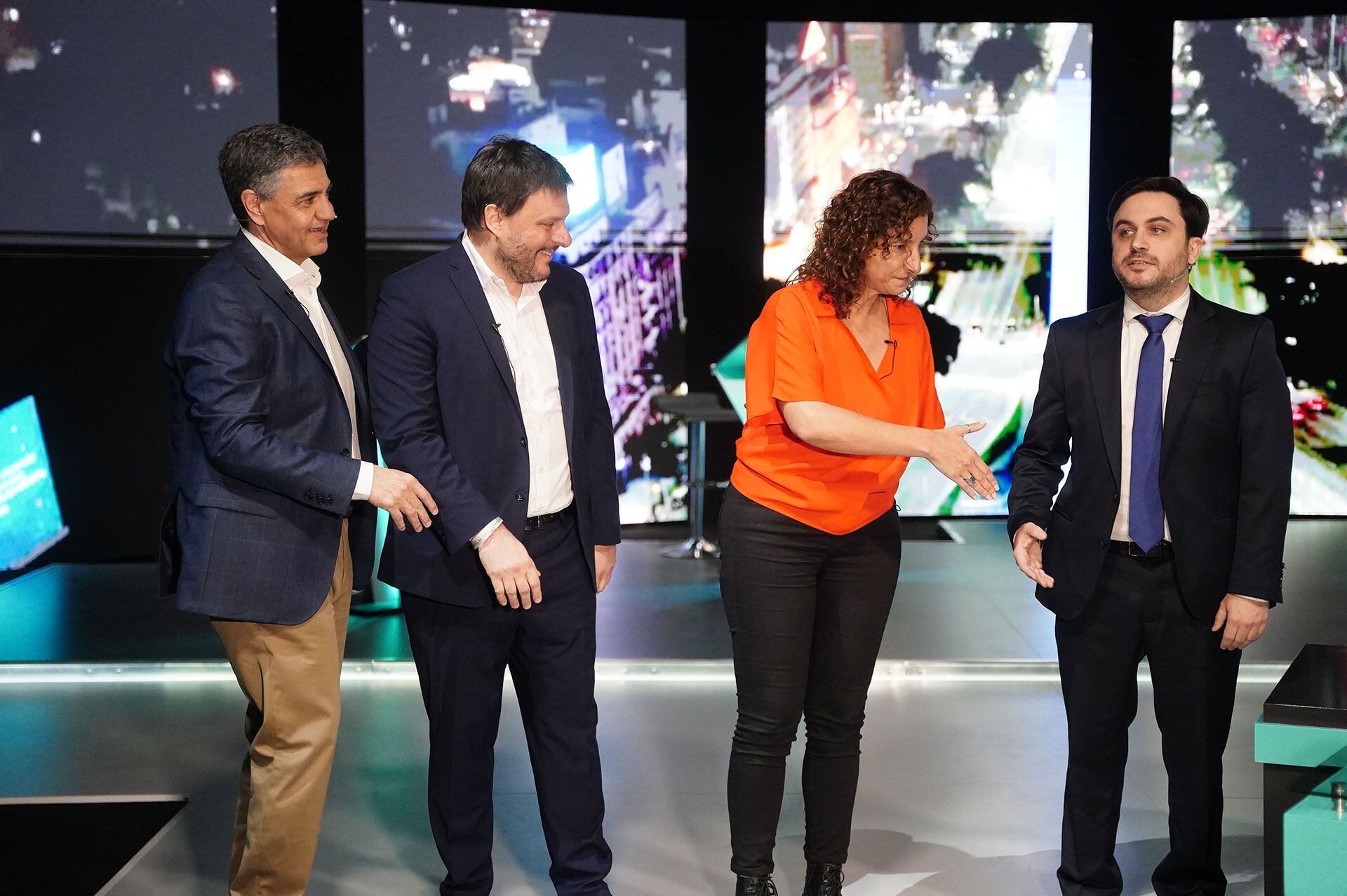 Durante el debate porteño, Vanina Biasi, candidata a Jefa de Gobierno del FIT, protagonizó un cruce arduo con Ramiro Marra, de La Libertad Avanza (Franco Fafasuli)