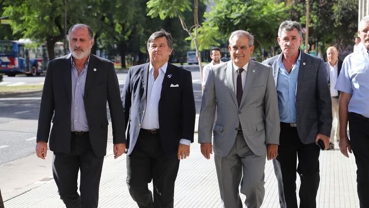 Los dirigentes de la Mesa de Enlace que representan a los productores agropecuarios (FOTO: Gustavo Gavotti)