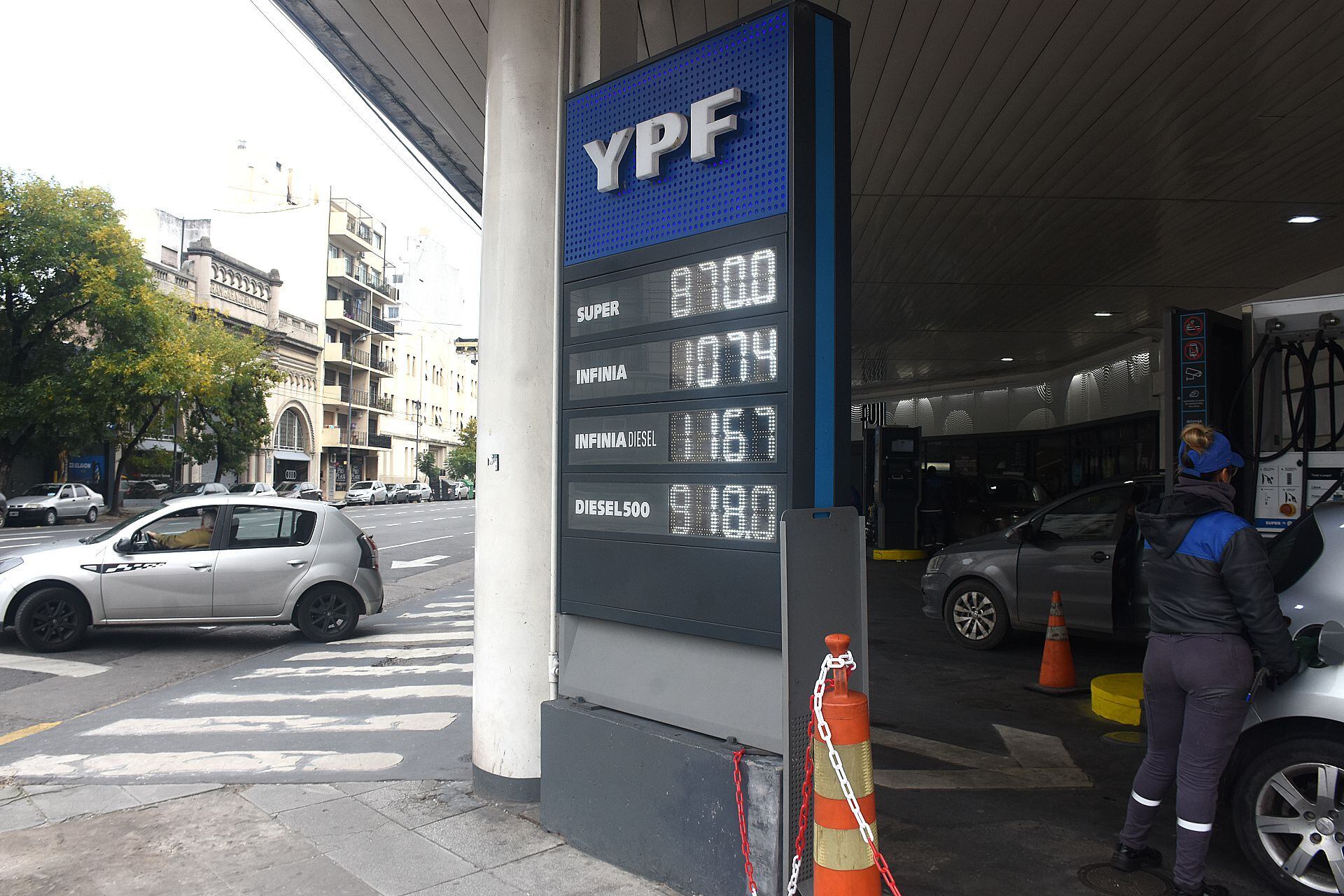 Aumento Naftas / estaciones servicio YPF Mayo 2024