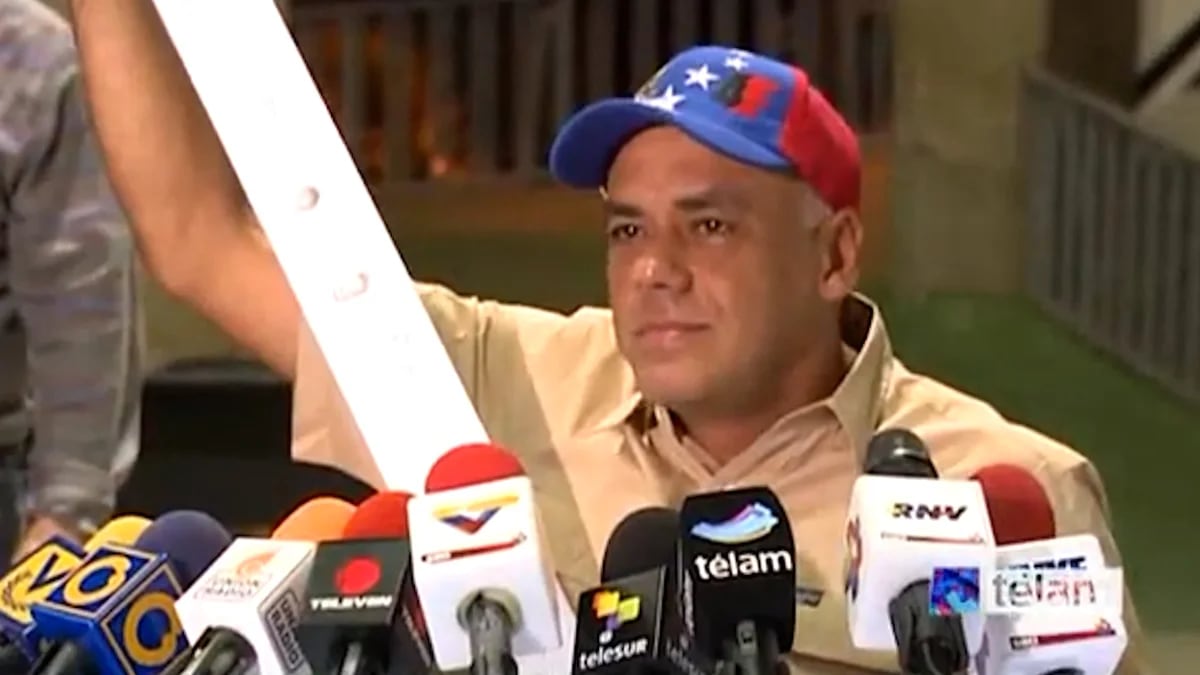 La última mentira de Diosdado Cabello: aseguró que en Venezuela nunca se publican las actas electorales aunque el chavismo lo hizo en el pasado