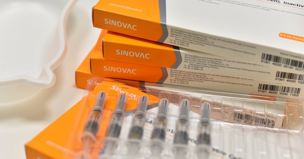Para pemimpin uji coba di Chili dengan vaksin Sinovac merekomendasikan dosis ketiga sebagai booster terhadap varian delta