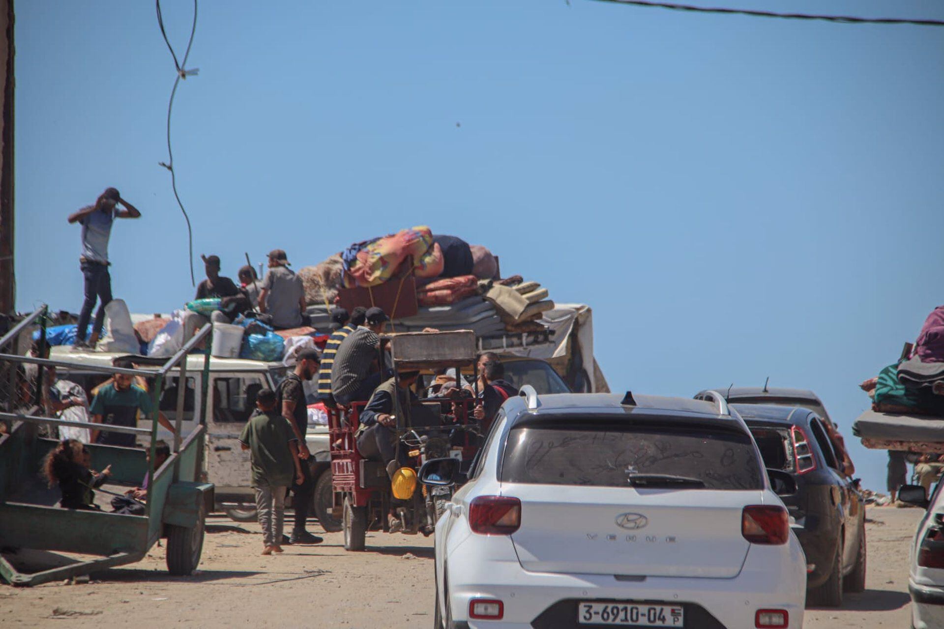 Aumentan a unos 110.000 los palestinos que huyen de Rafá ante la intensificación de los ataques de Israel