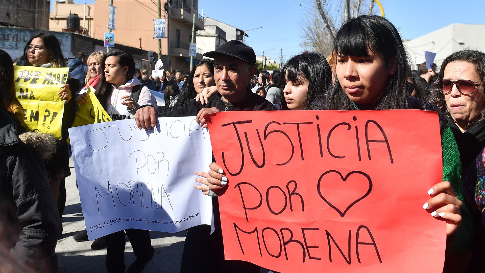 abrazo Escuela Morena Dominguez lanus