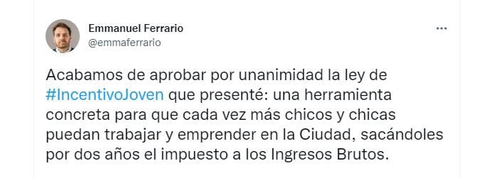 Tuit de Emmanuel Ferrario sobre la aprobación de la Ley de Incentivo Joven en la Legislatura porteña