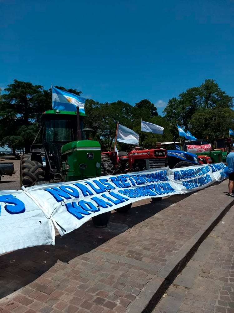 Los productores reclaman por la suba de retenciones y la presión impositiva