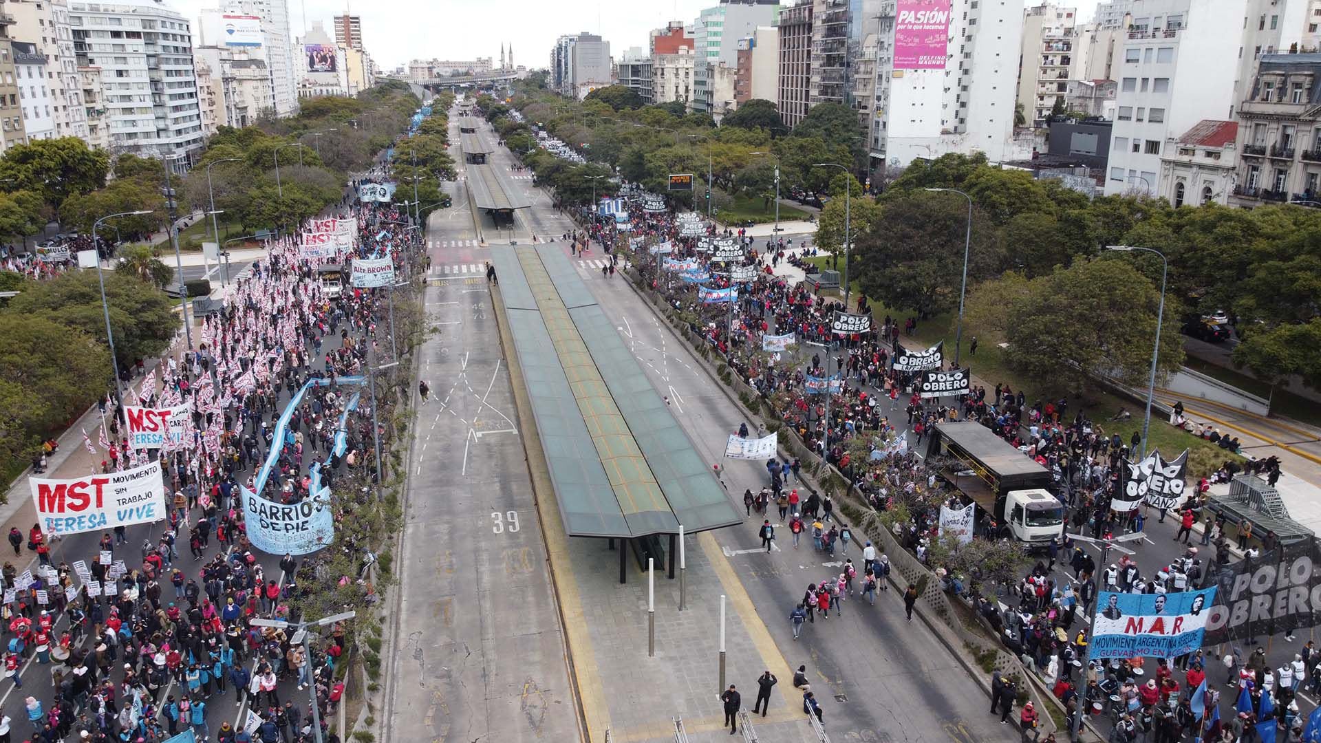 Marcha Polo obrero - ministerio de desarrollo