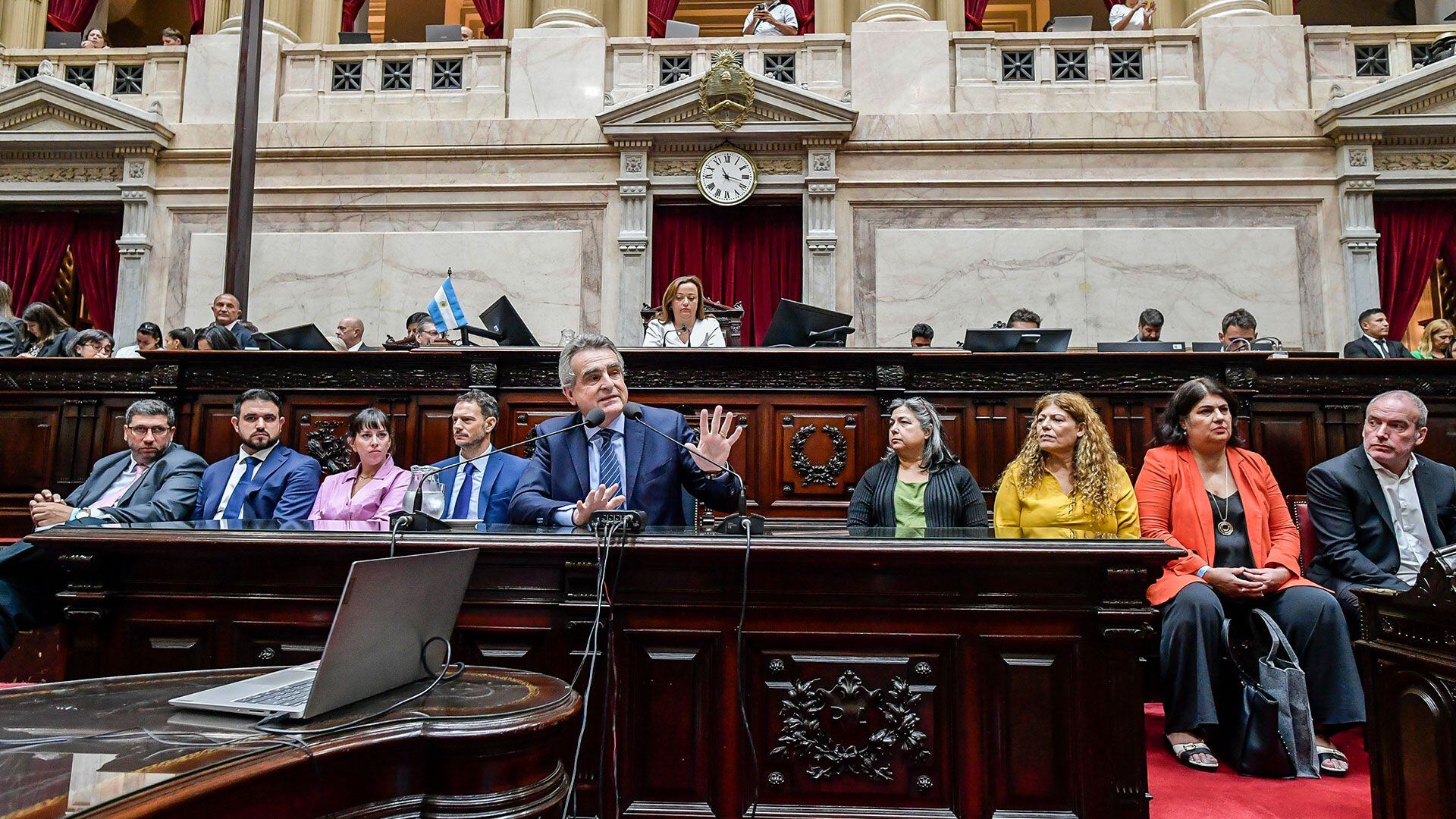 Agustín-Rossi-realiza-su-informe-de-gestión-en-la-Cámara-de-Diputados