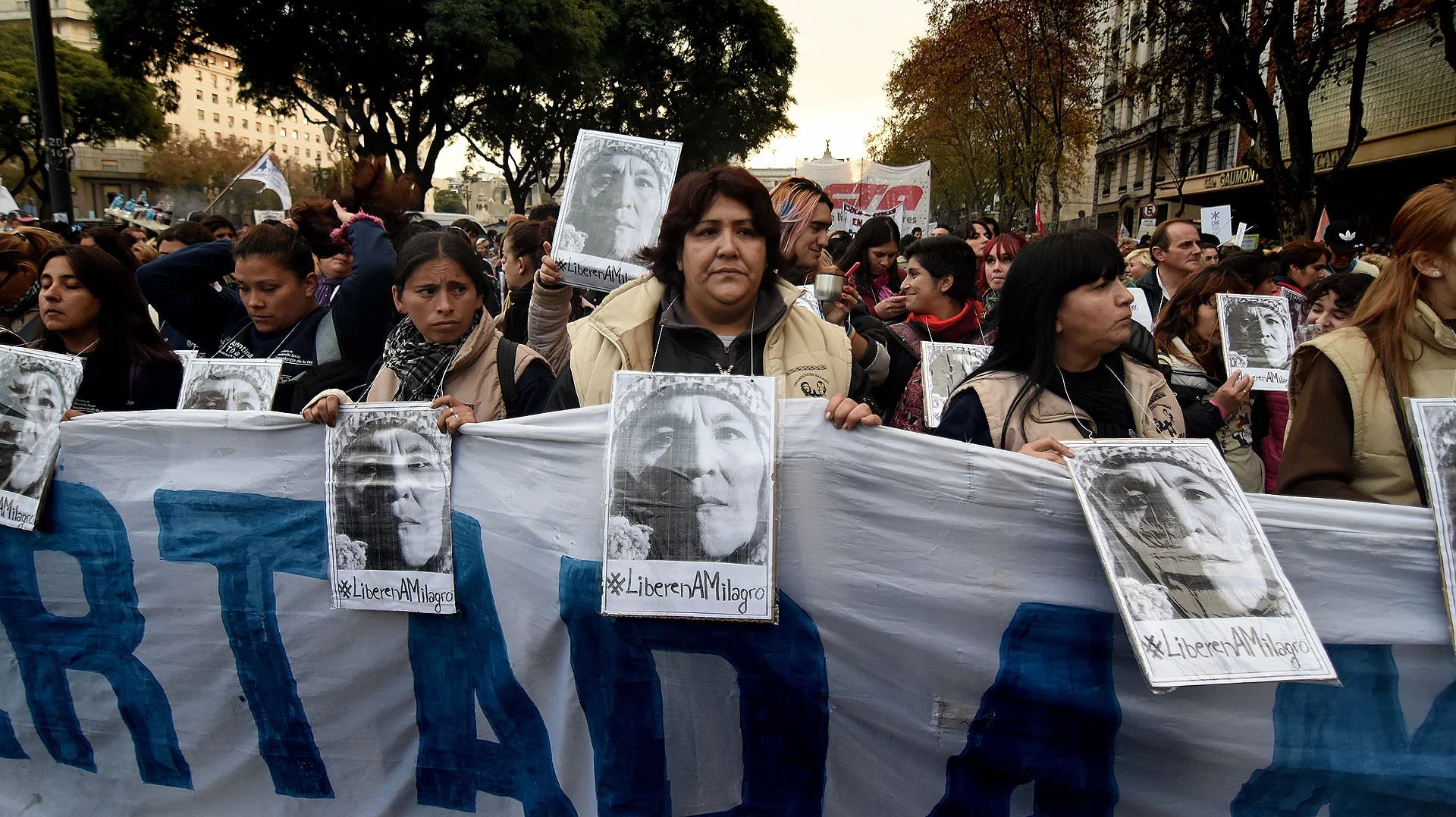 Algunas agrupaciones pidieron por la liberación de la líder de la Organización Barrial Túpac Amaru Milagro Sala (Nicolás Stulberg)