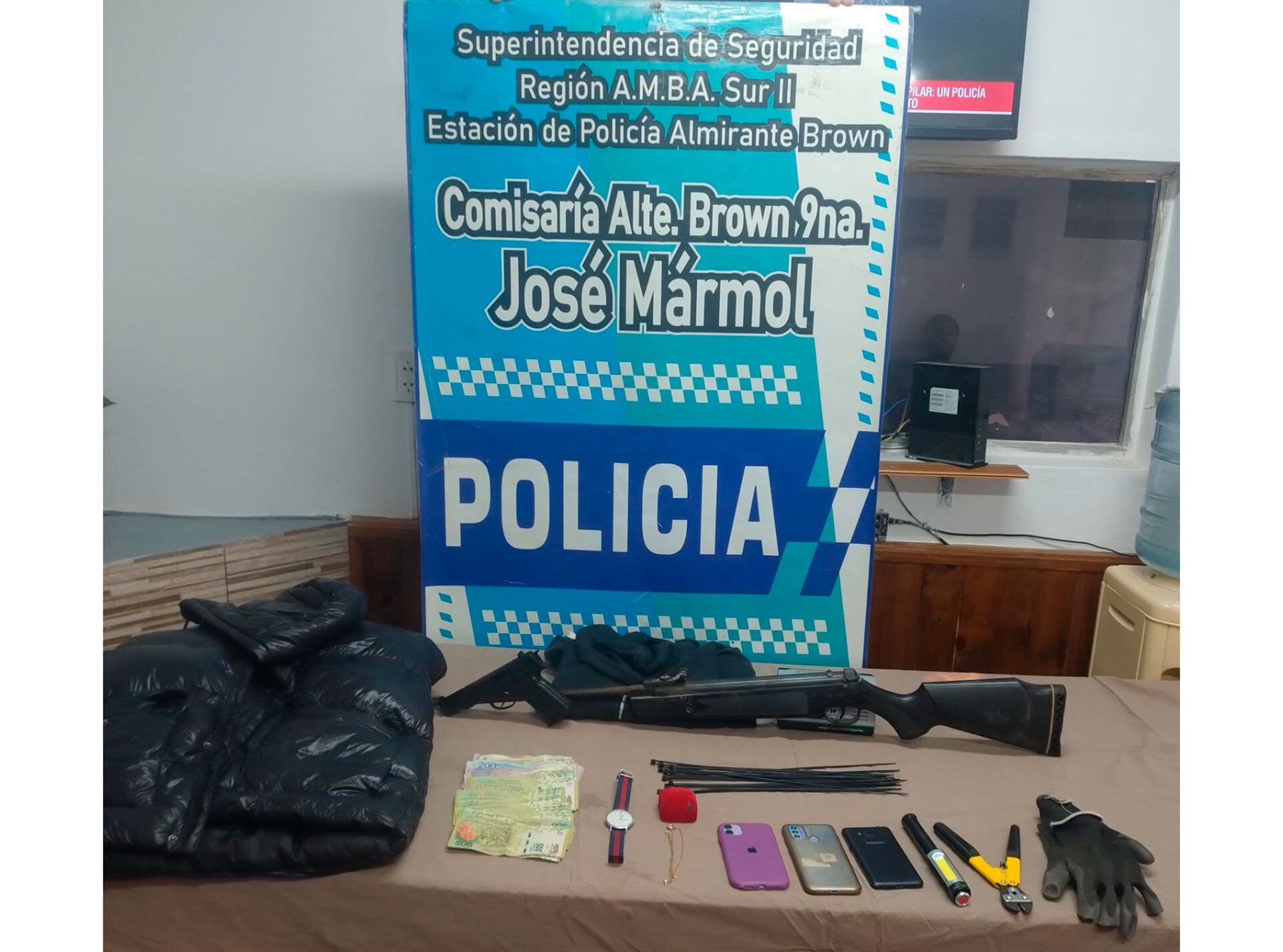 Detuvieron al hijo de un concejal libertario por una entradera