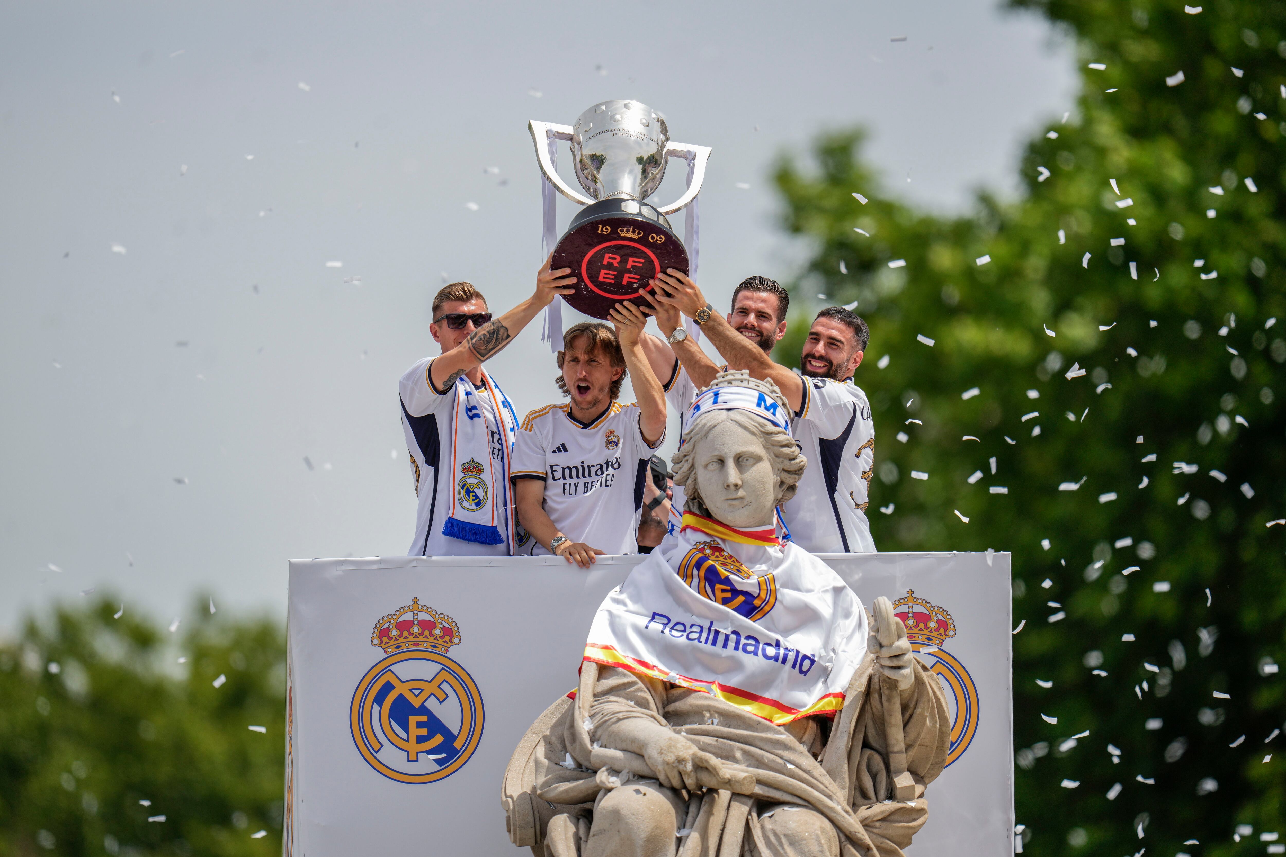 Modrić ha ganado 25 títulos oficiales con el Real Madrid hasta la fecha. (AP Foto/Manu Fernández)