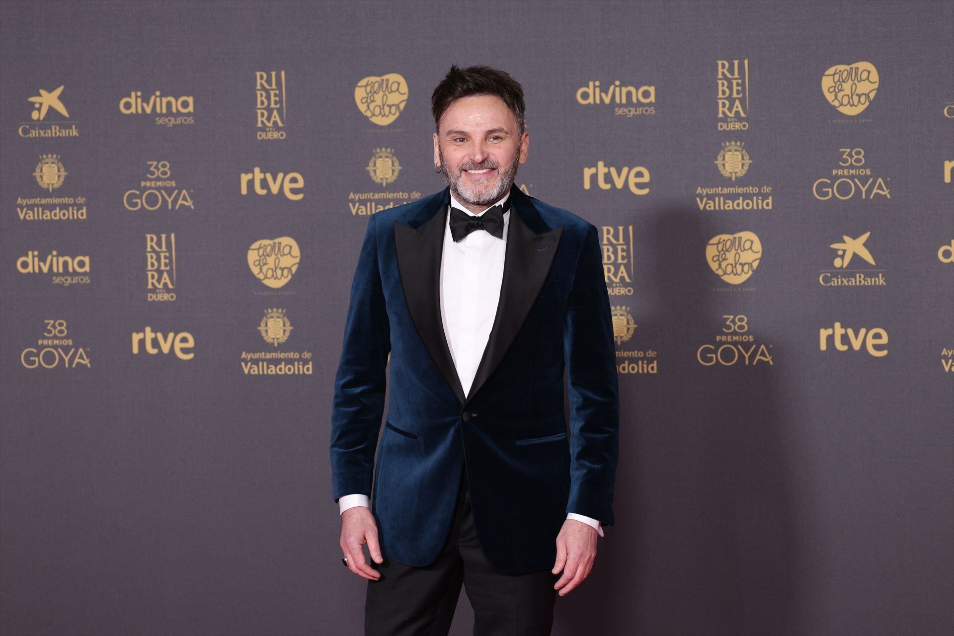 El actor Fernando Tejero posa en la alfombra rosa previa a la gala de la 38 edición de los Premios Goya