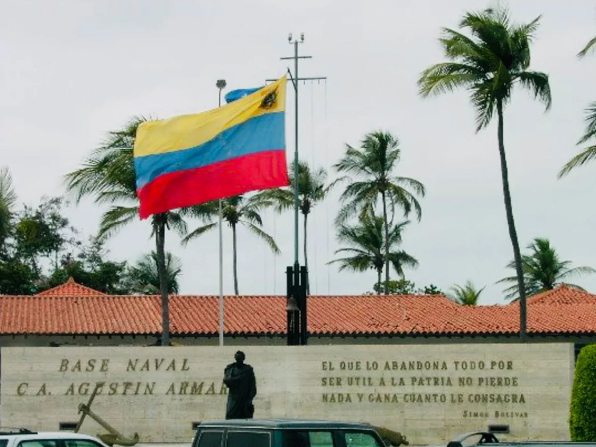 Hay nuevos comandantes y algunos ratificados en las bases navales y aéreas de la Armada y la Aviación venezolana