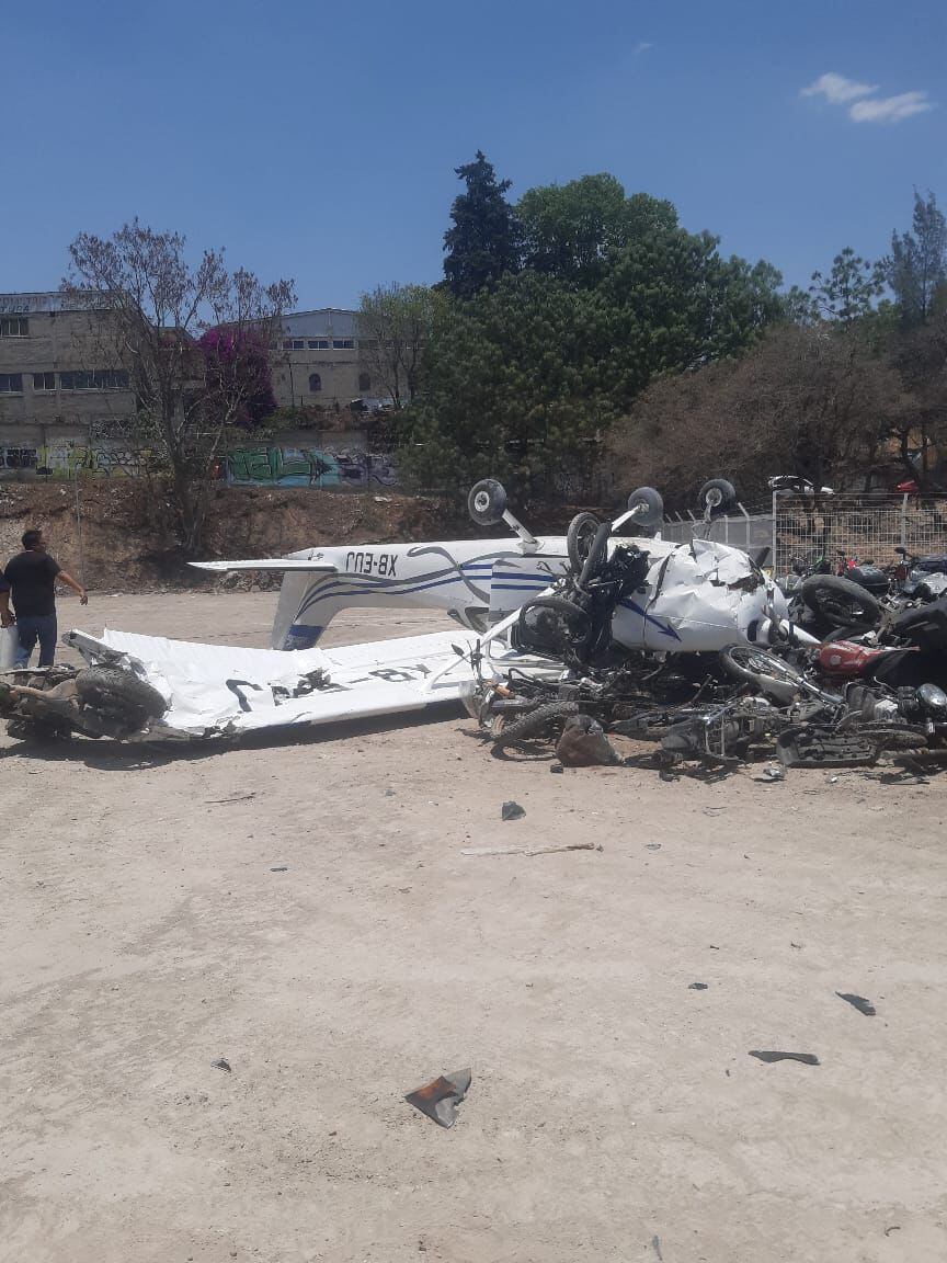 Cae avioneta en Atizapán de Zaragoza, Edomex; reportan tres personas lesionadas