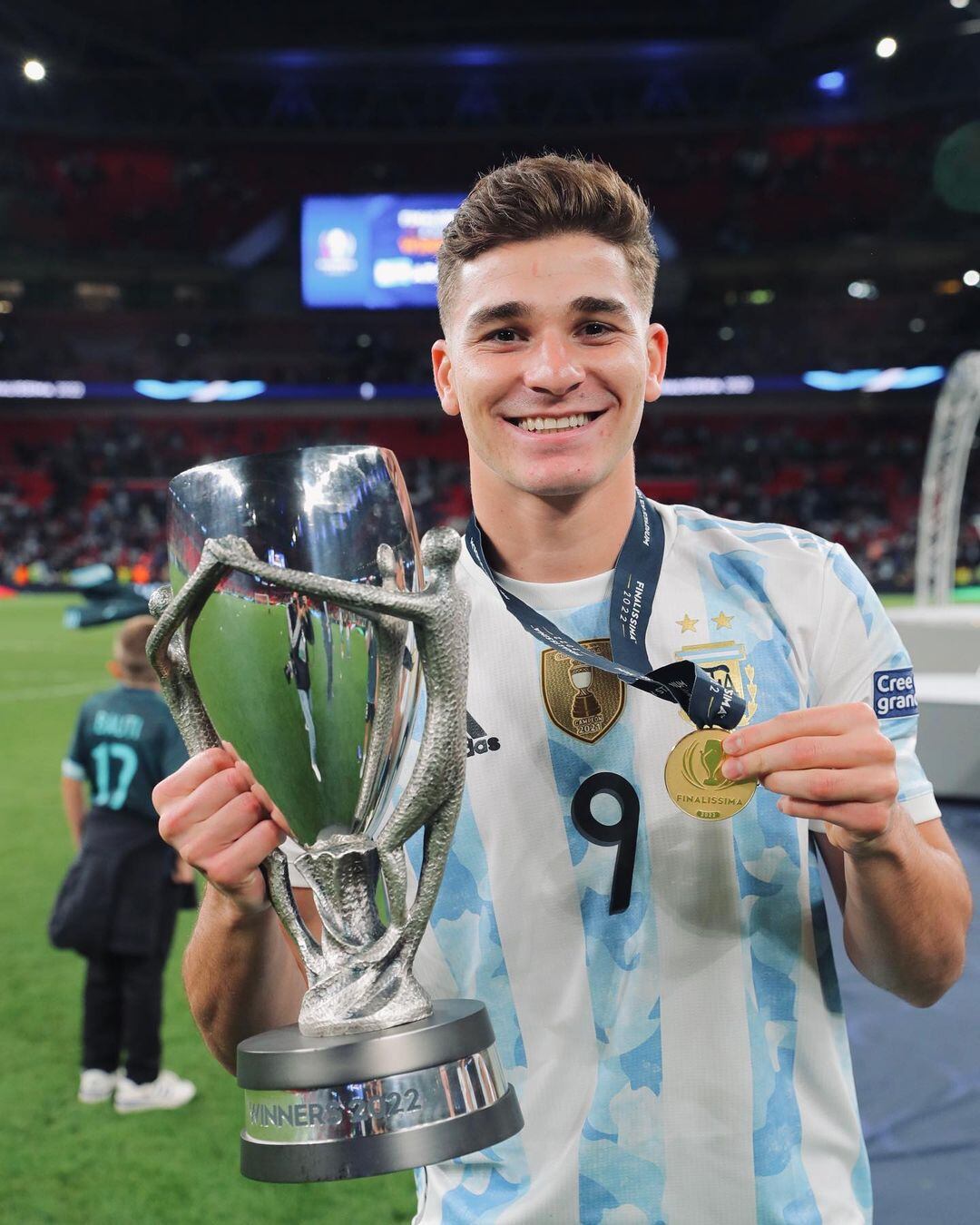 Julián Álvarez campeon Finalissima 2022 con la selección argentina