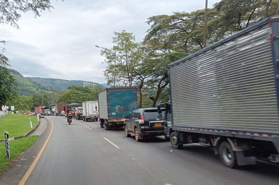 Con horarios, pasos alternos y restricciones funcionará la vía al Llano por contingencia en el túnel Quebrada Blanca