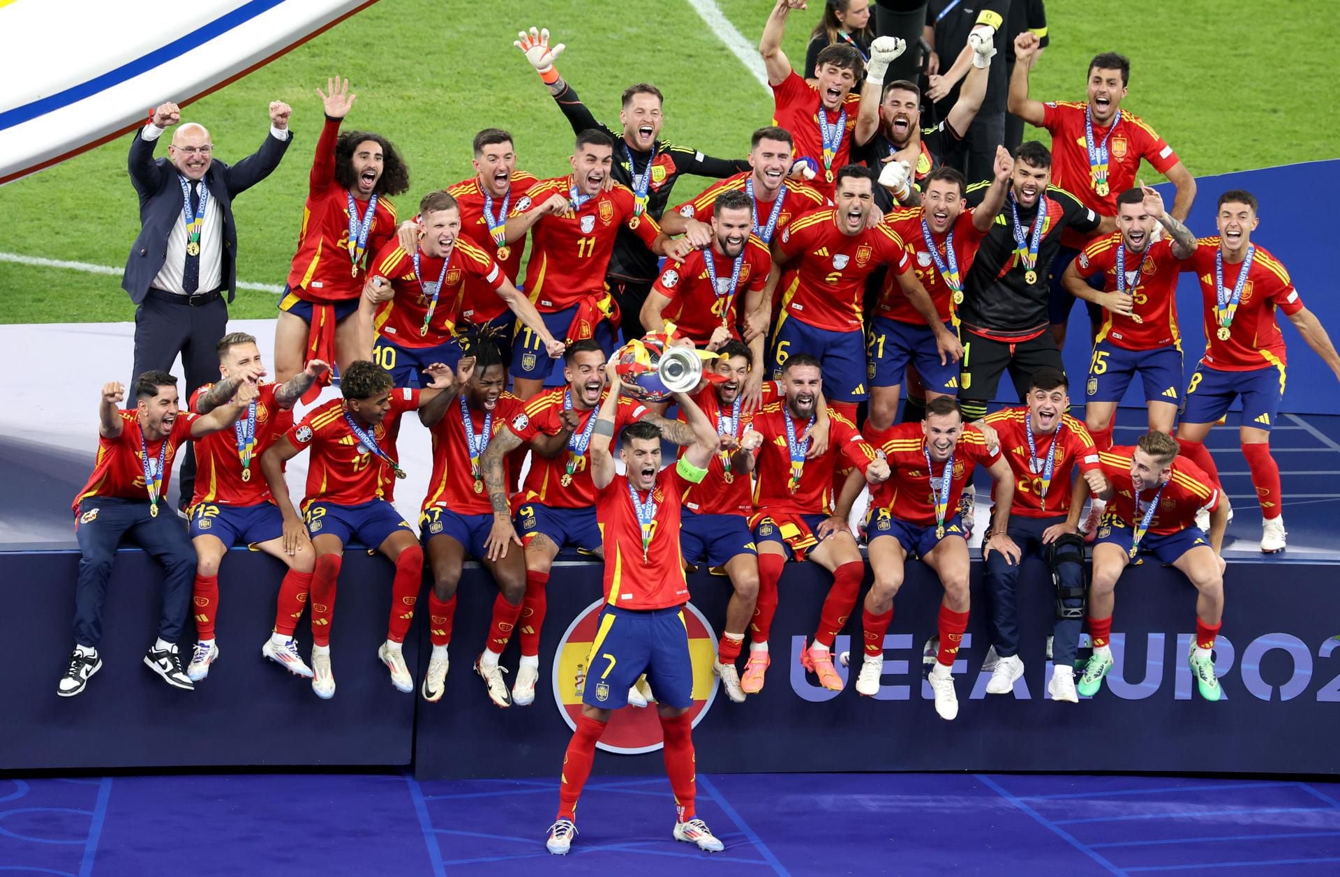 España se consagra como campeona de la Eurocopa 2024 tras vencer a  Inglaterra - Infobae