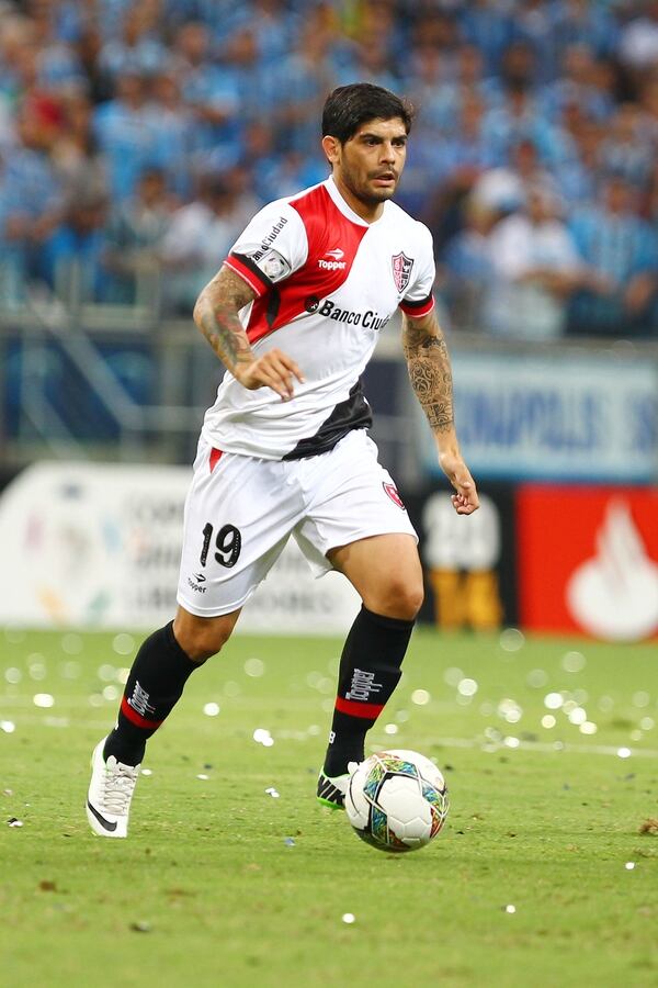 En la temporada 2013/14, Banega retornó de Europa para jugar en Newell’s (Getty)