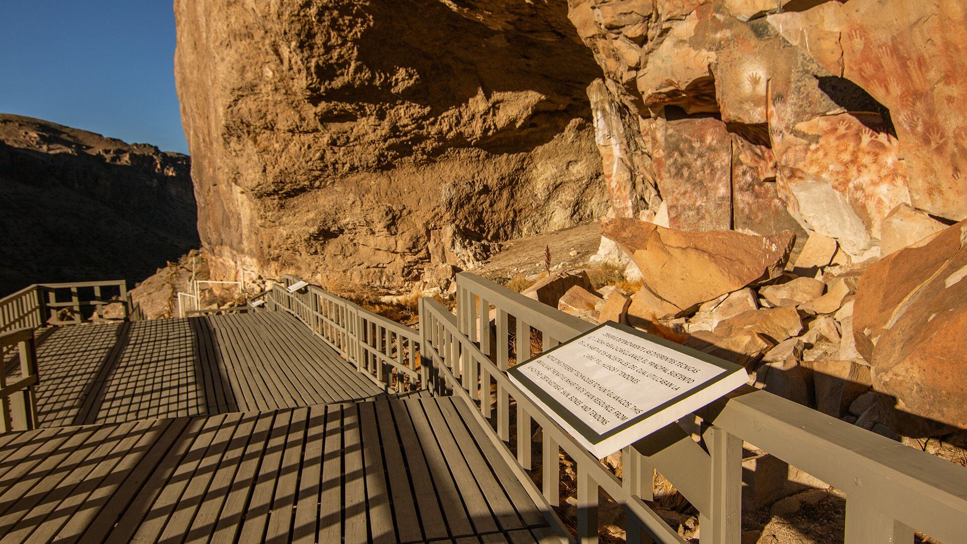 Sin Rejas De Por Medio La Cueva De Las Manos Vuelve A Mostrar Pinturas Rupestres De 9 Mil Años