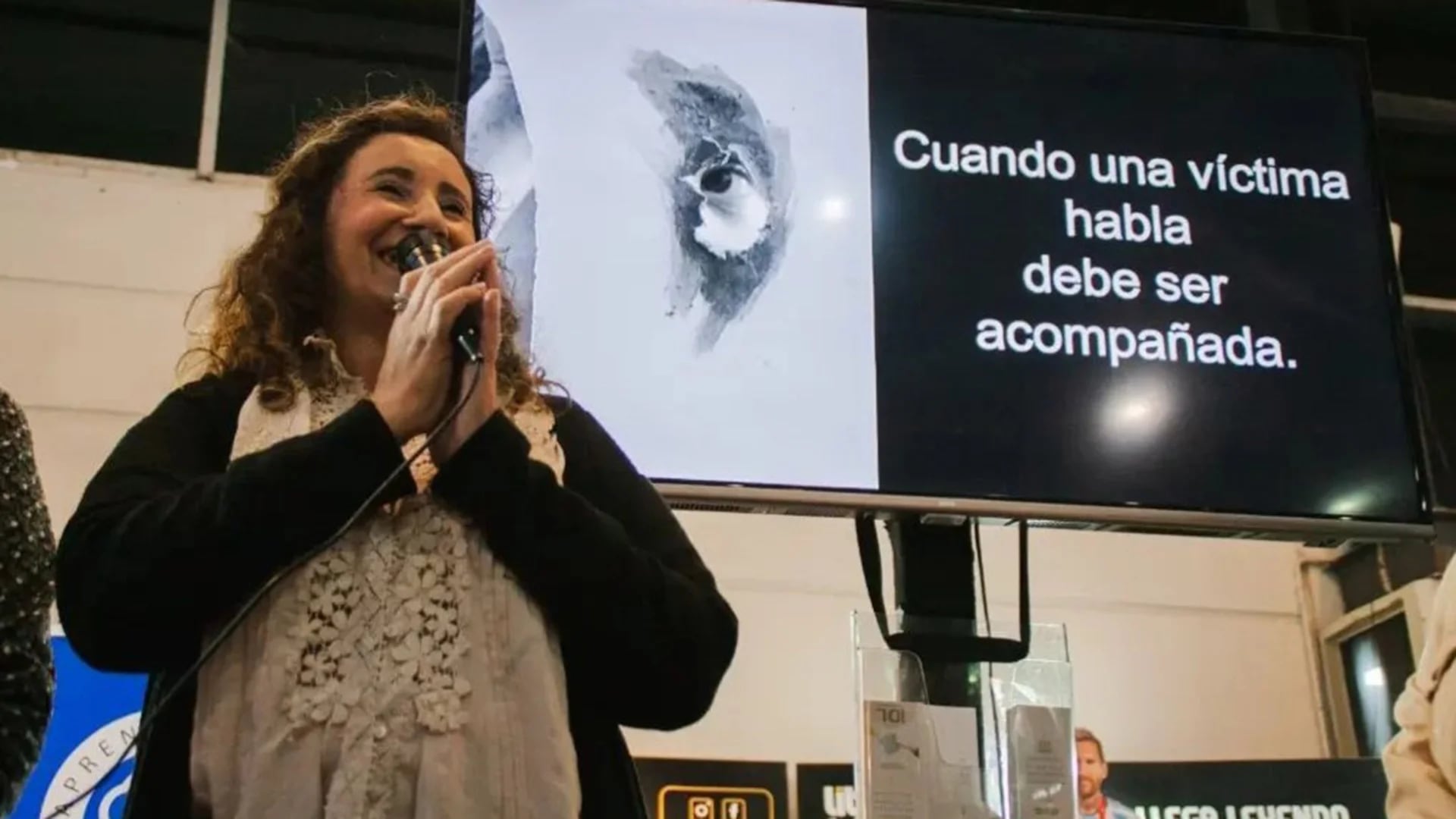 Durante la presentación de "Con el corazón en las manos" en el Feria del Libro