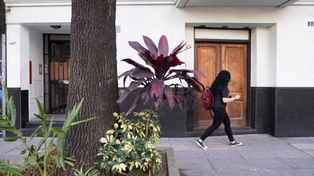 El edificio en donde funcionaba la Escuela de Yoga Buenos Aires (EYBA) de Villa Crespo (Télam)