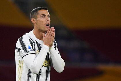 Cristiano Ronaldo explotó en las redes sociales tras confirmarse que quedaba afuera del Juventus-Barcelona (REUTERS)