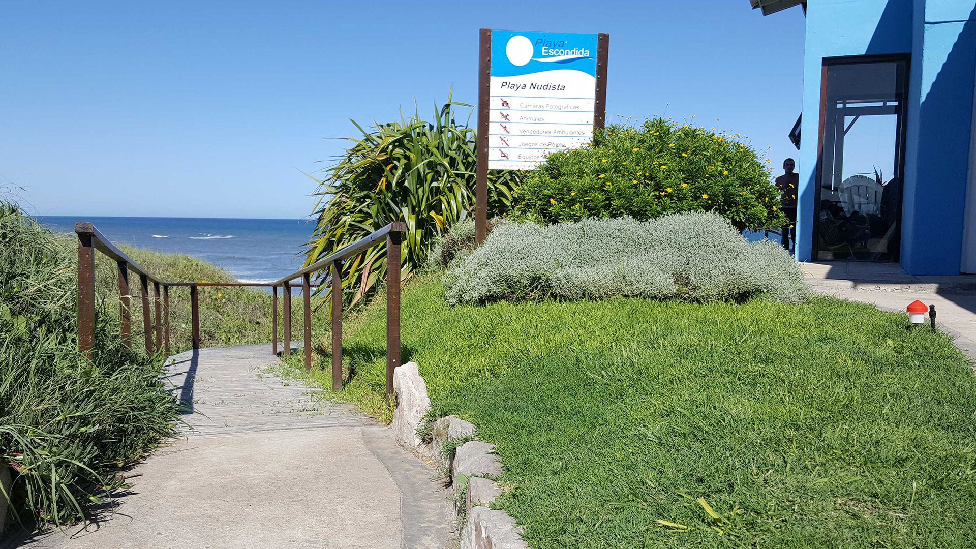 El secreto de “La Escondida”: cómo funciona la primera playa nudista de  Argentina, que está en Mar del Plata hace 20 años - Infobae