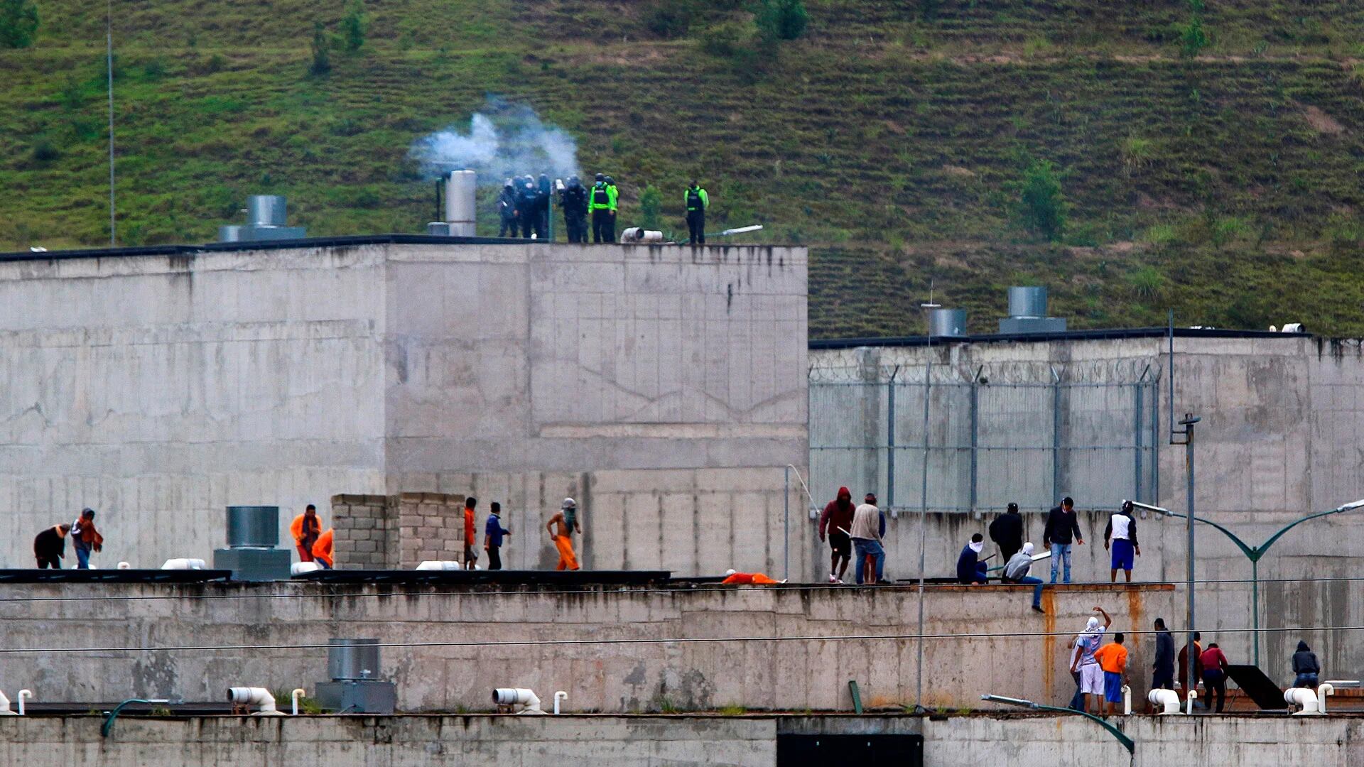 Ecuador confirmó 75 muertos en sangrientos motines 