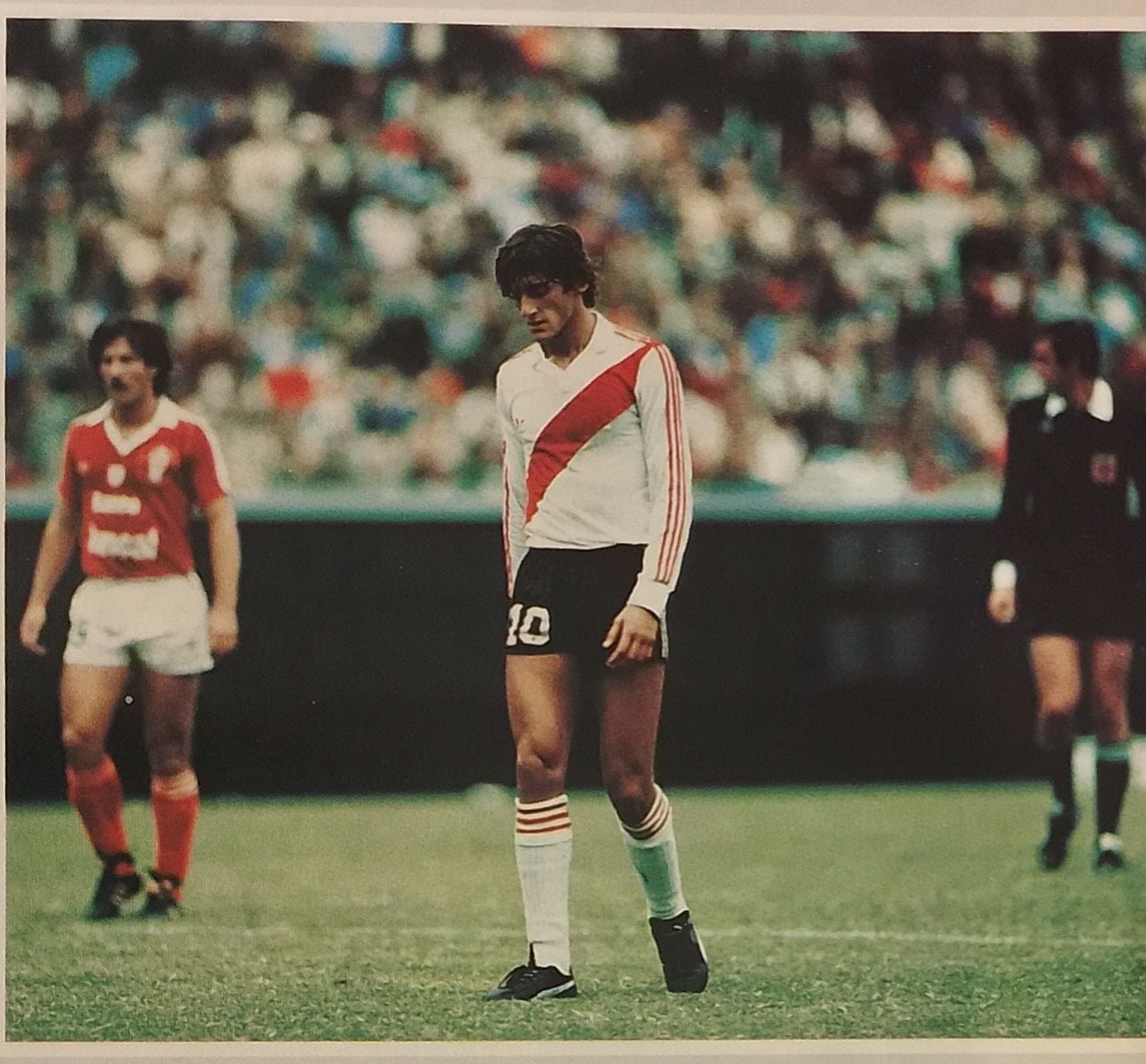 A 40 años del debut de Enzo Francescoli en Argentina