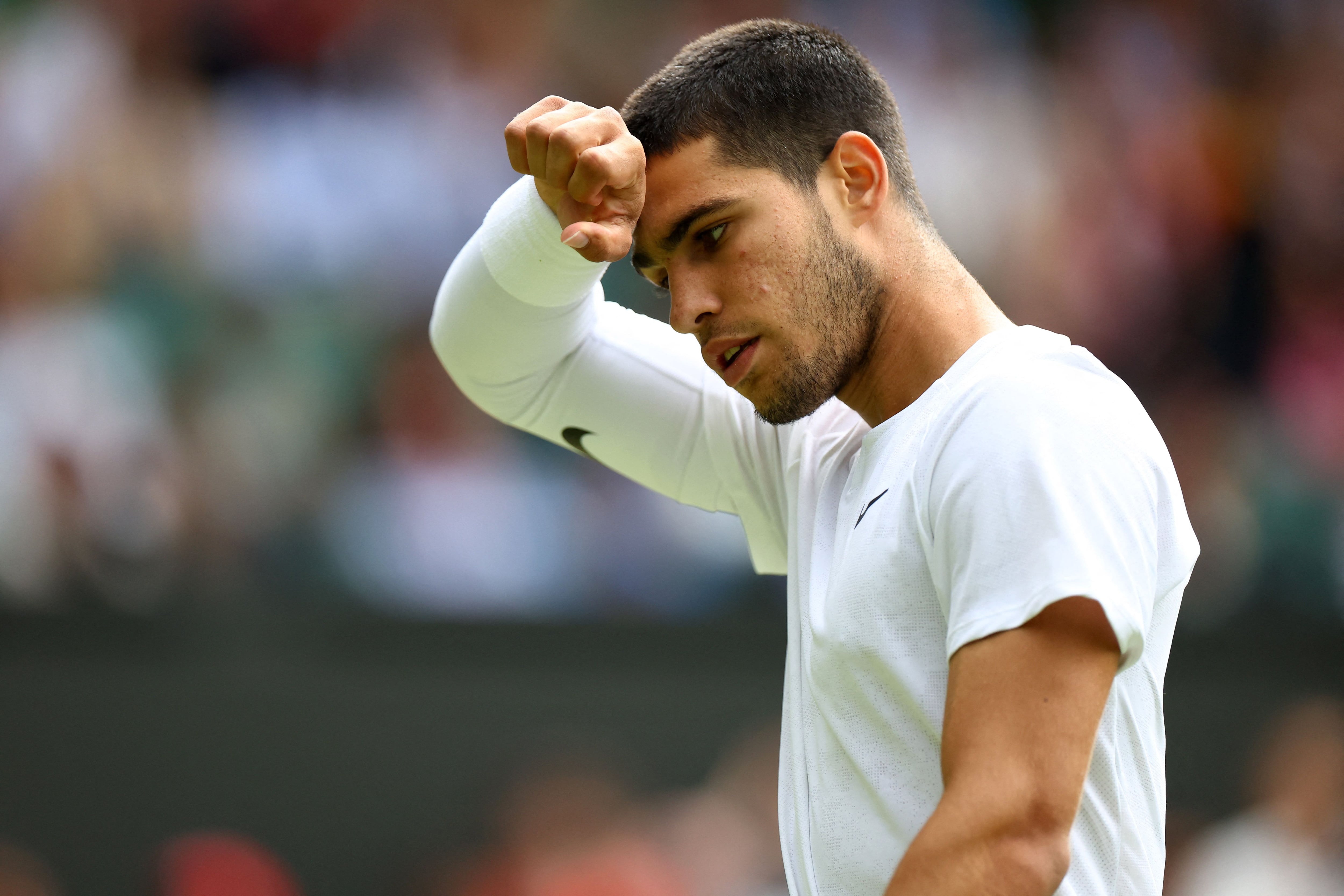 Carlos Alcaraz durante su último partido en Wimbledon (REUTERS/Hannah Mckay)