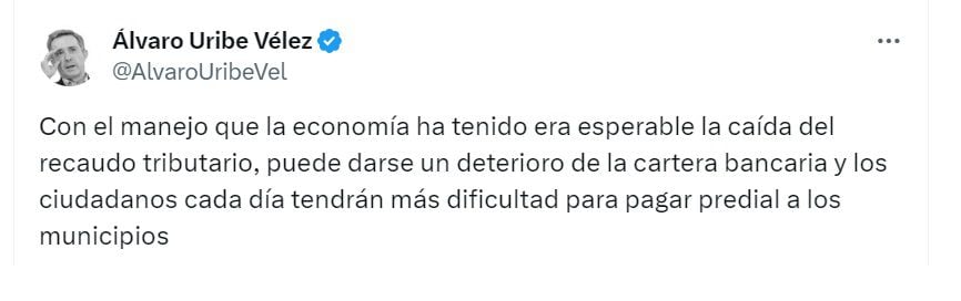 Álvaro Uribe Vélez, expresidente de Colombia, asegura que los colombianos tendrán dificultades para pagar impuestos - crédito @AlvaroUribeVel/X