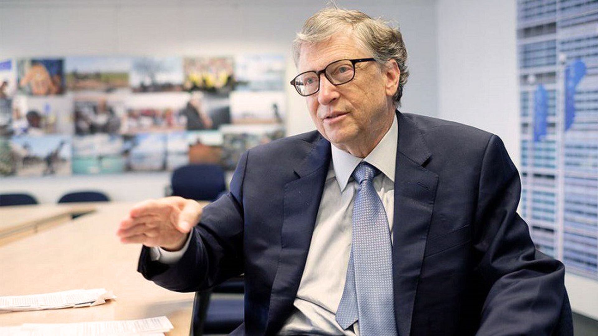 Bill Gates perde do melhor jogador de xadrez do mundo em 71 segundos -  TecMundo