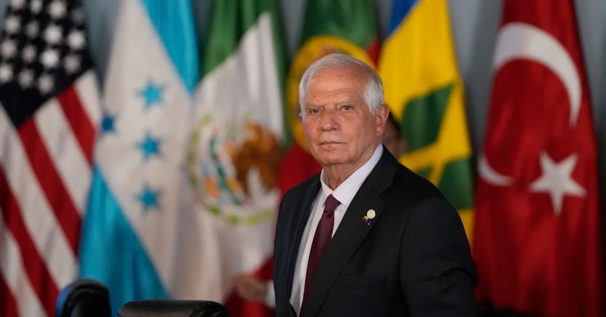 Borrell reiterated that the European Union will only review sanctions against the Maduro regime if free elections are held in Venezuela.