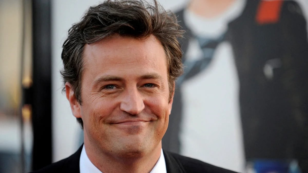 Así fue la lucha de Matthew Perry contra la adicción al alcohol y las drogas que lo llevó a la muerte