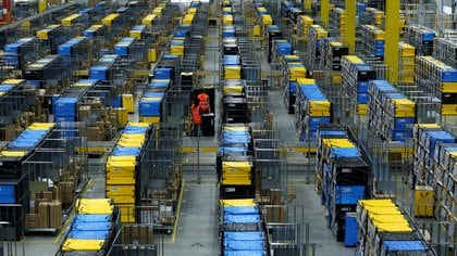 Uno de los grandes almacenes de Amazon en Mannheim, Alemania (REUTERS / Ralph Orlowski)