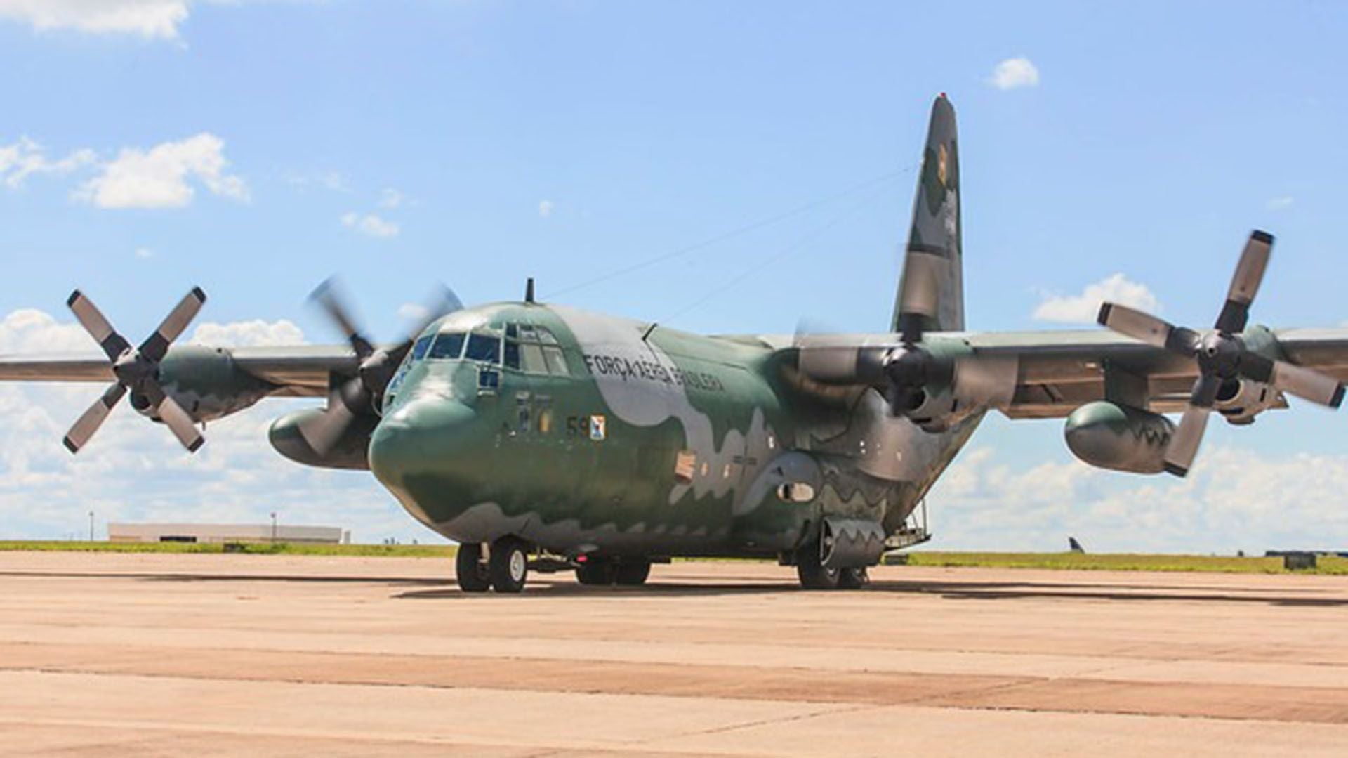 Brasil prepara la repatriación de sus ciudadanos atrapados en la Franja de Gaza a través de Egipto. (@aeronauticaoficial)