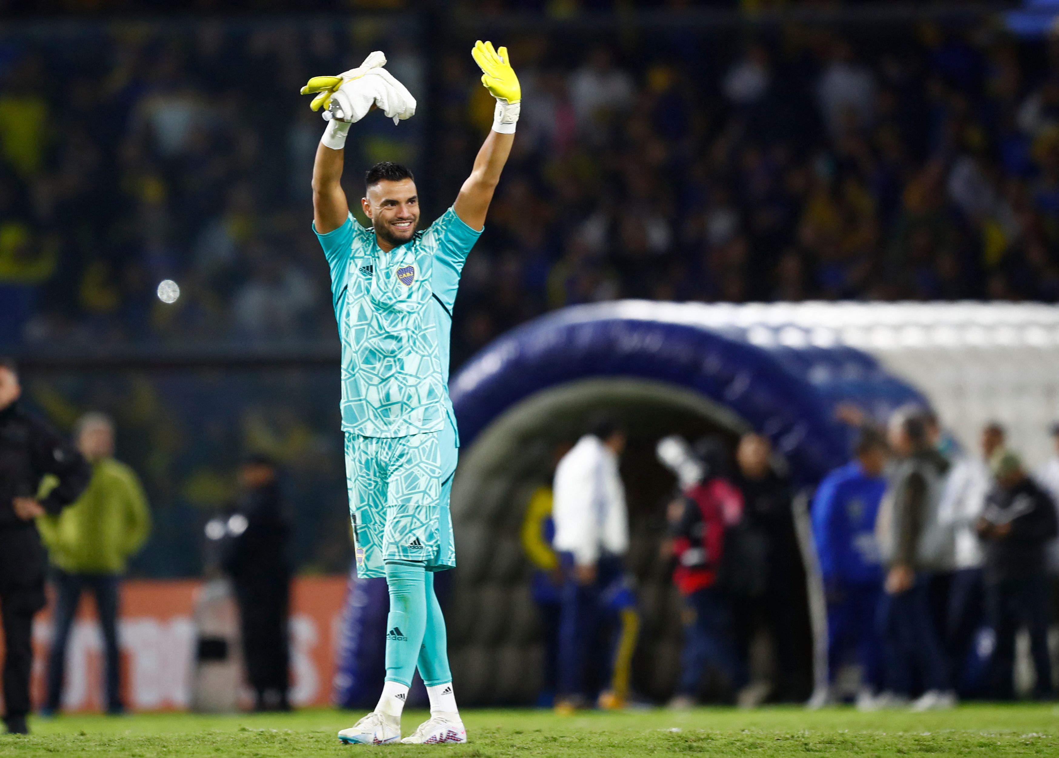 Chiquito Romero podría reaparecer en el arco de Boca ante Arsenal de Sarandí (REUTERS/Matias Baglietto)