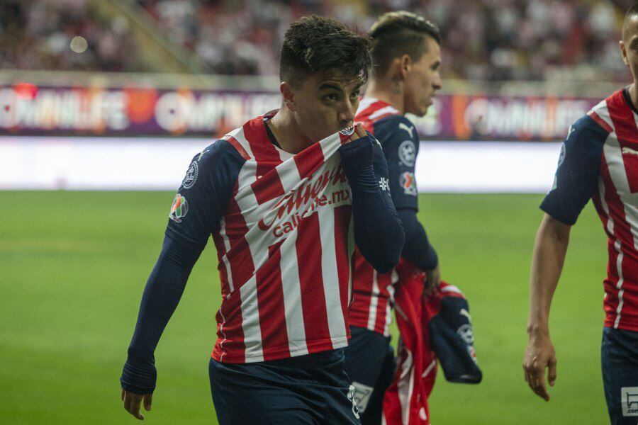 Las Chivas de Guadalajara son favoritos ante los Pumas UNAM por historial. - Crédito: Imago 7