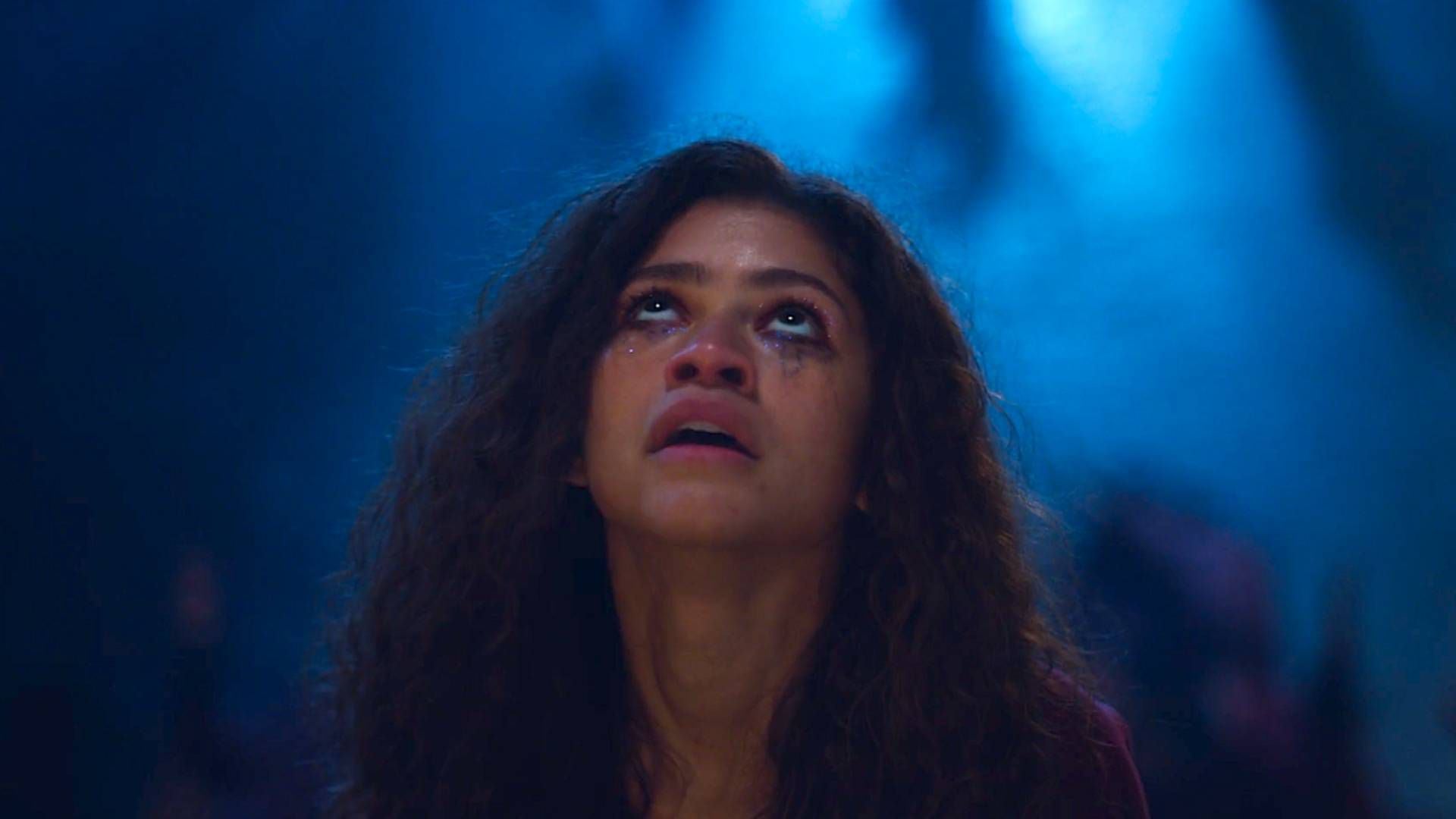 La actriz Zendaya encabeza el elenco de "Euphoria" interpretando a Rue Bennett, una adolescente que lucha contra la adicción a las drogas. (Créditos: HBO Max)