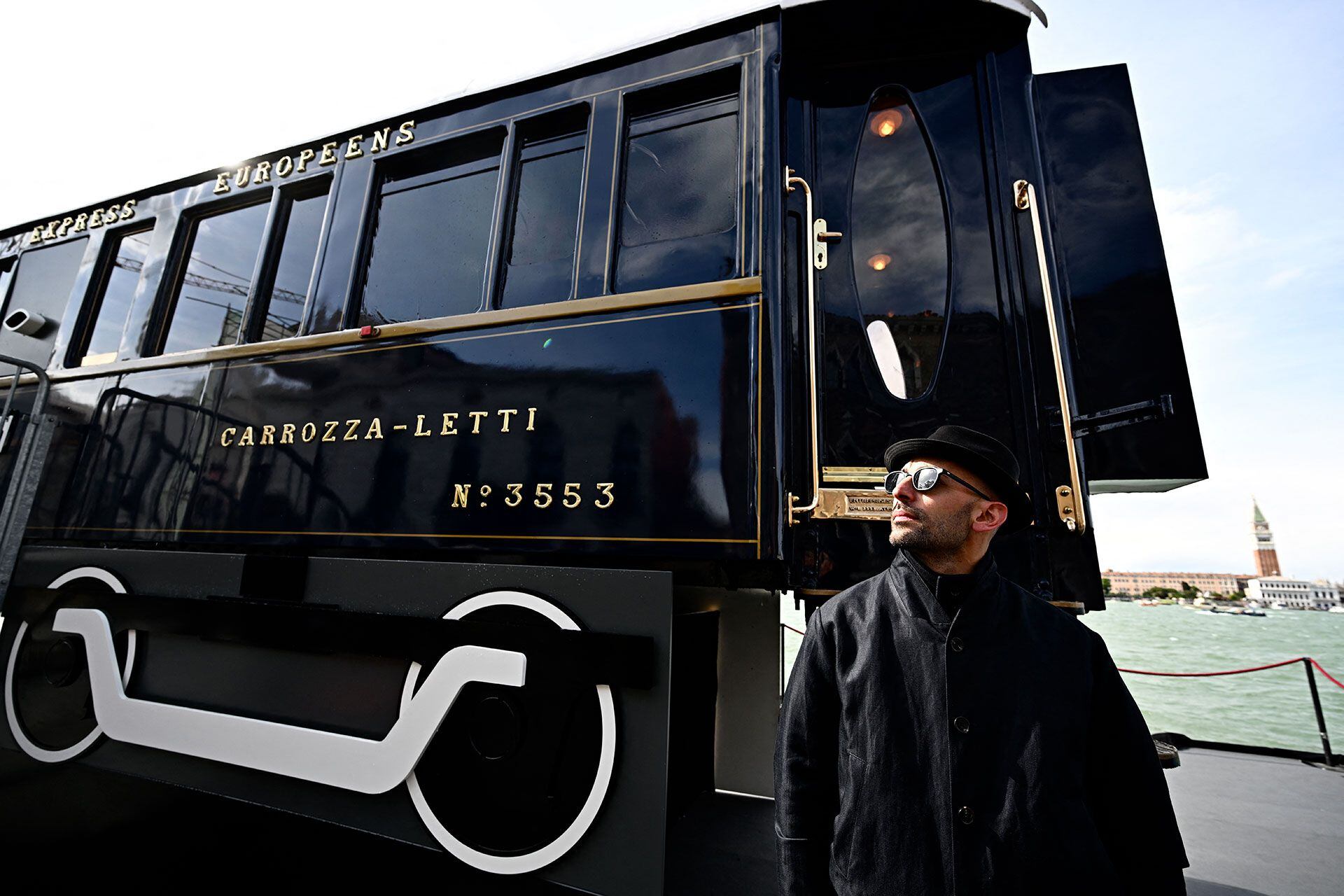 Orient Express - Bienal de Venecia