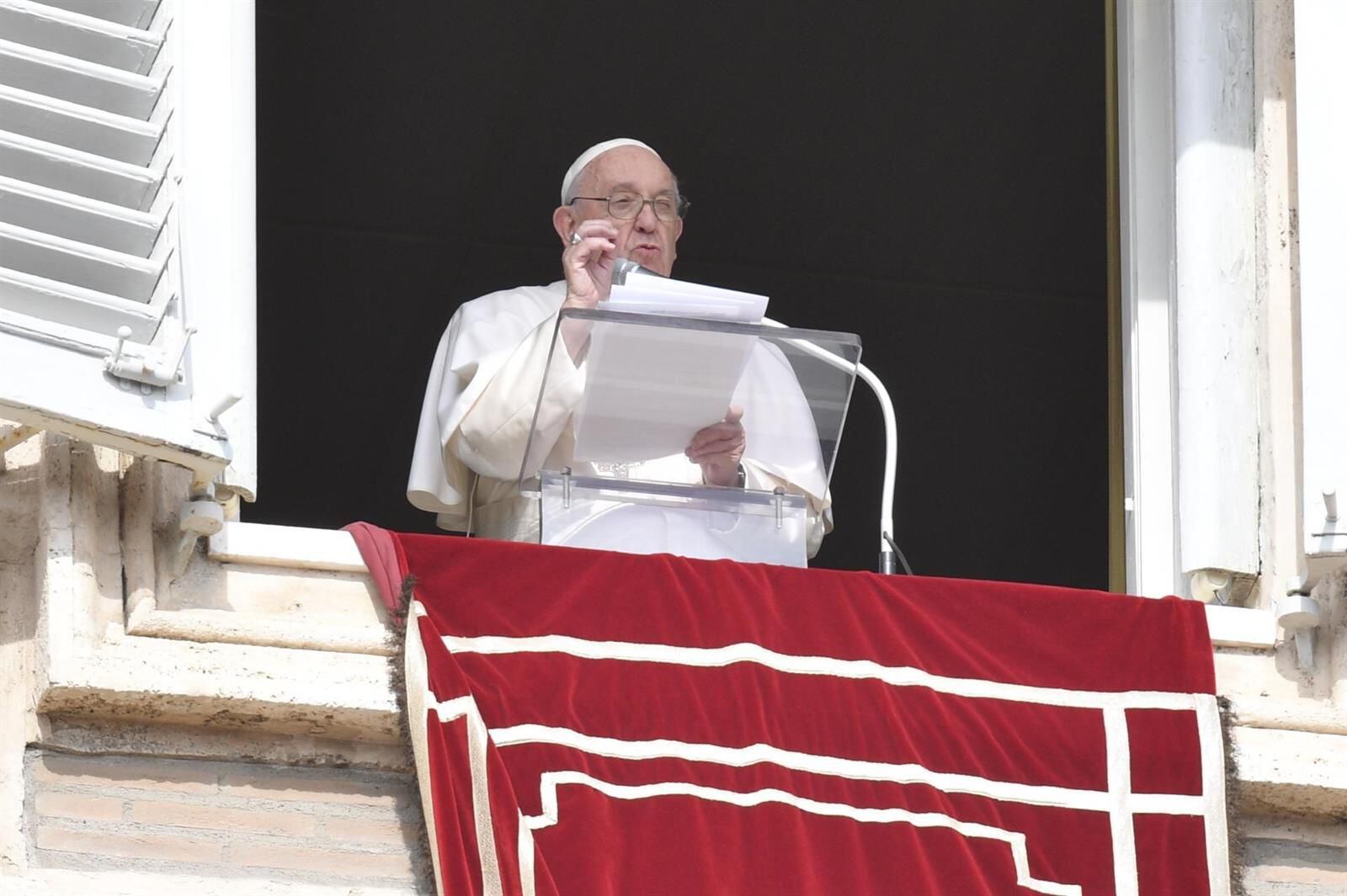 23/10/2022 El Papa Francisco durante el ángelus del domingo 23 de octubre de 2022. POLITICA SOCIEDAD VATICAN NEWS 