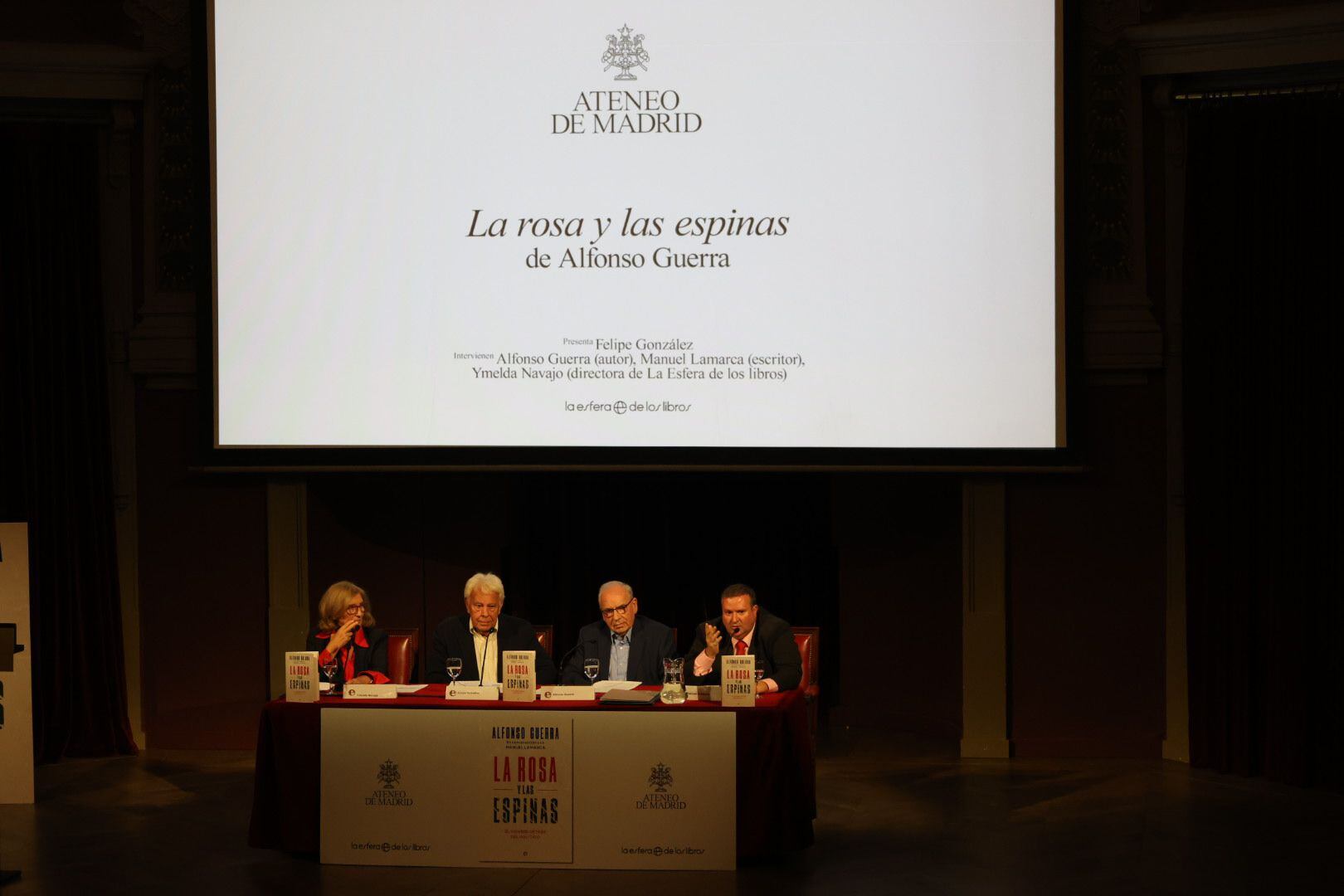 Presentación del libro 'La rosa y las espinas', de Alfonso Guerra. (Helena Margarit Cortadellas)