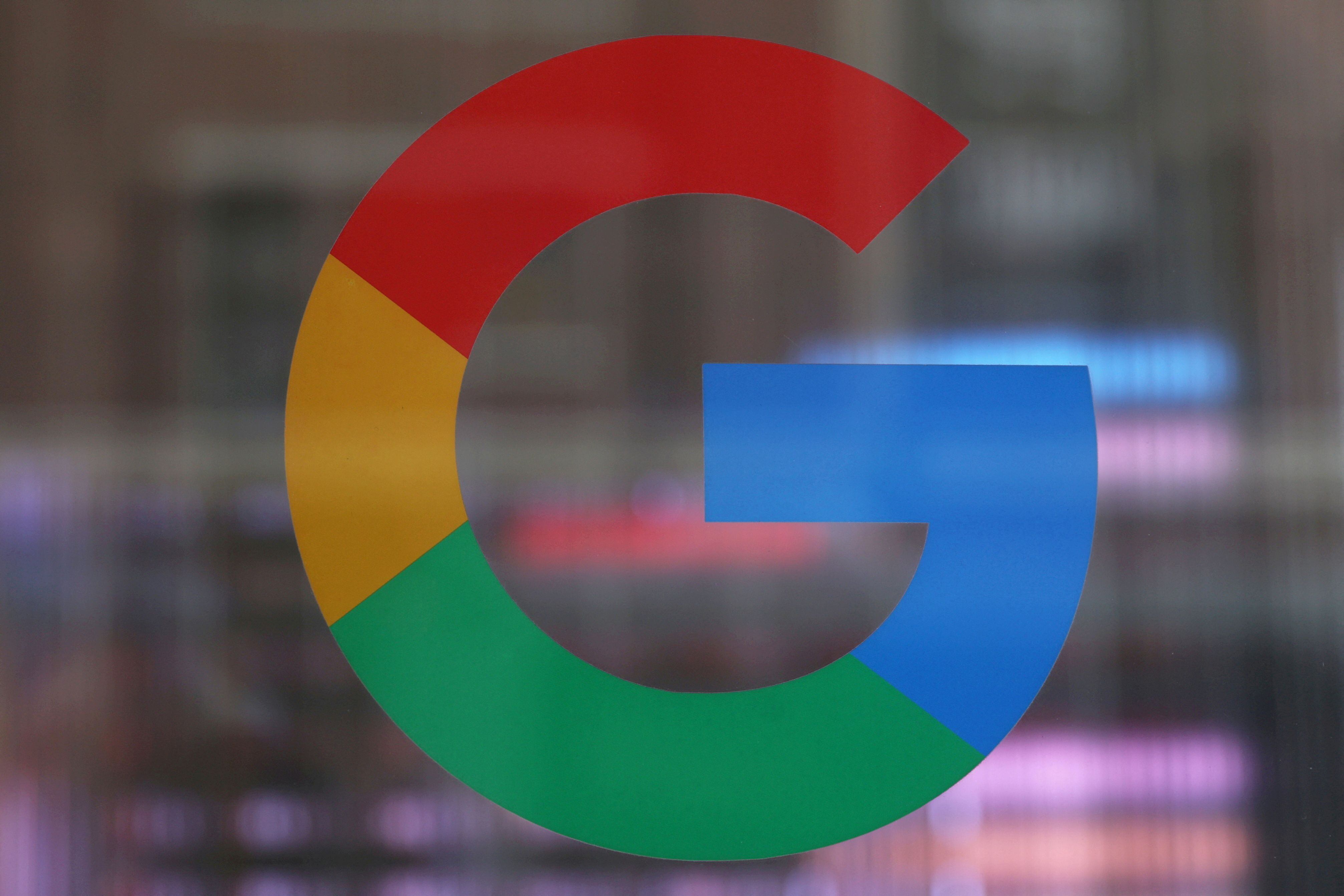 Uso de la IA, desarrollo, implementación e incluso generación de imágenes son algunos de los contenidos gratuitos que ofrece Google. (REUTERS/Shannon Stapleton)