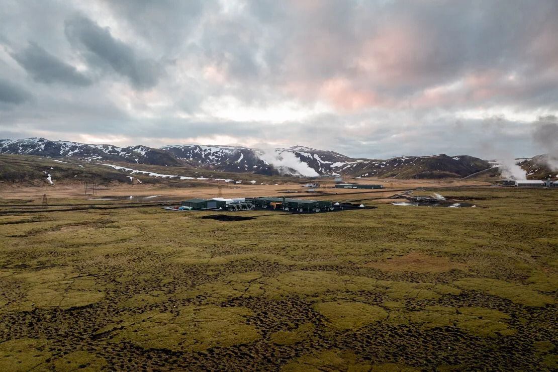 La operación de Mammoth se alimenta completamente de energía geotérmica limpia de Islandia. (Oli Haukur Myrdal/Climeworks)