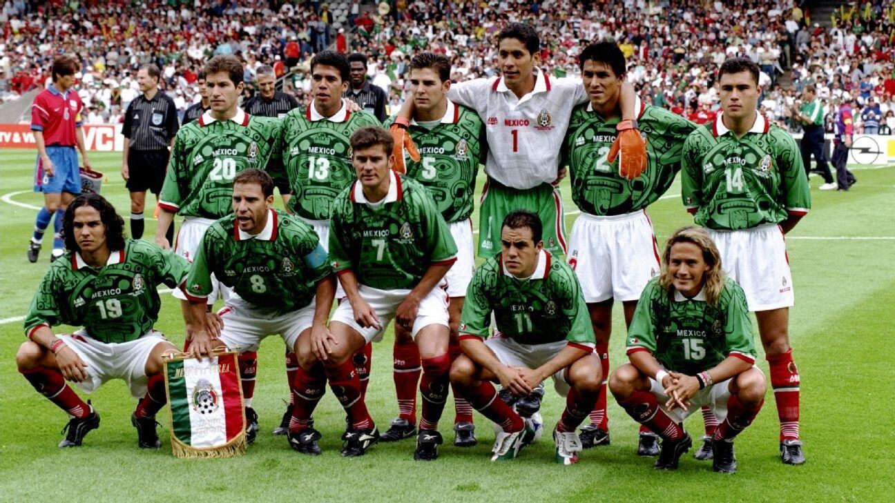 FIFA on X: ⏪🇲🇽 25 years ago today Mexico sent the masses wild in LA.  Jorge Campos produced a breathtaking save from Savio, Luis Garcia and  Cuauhtemoc Blanco scored fine goals past