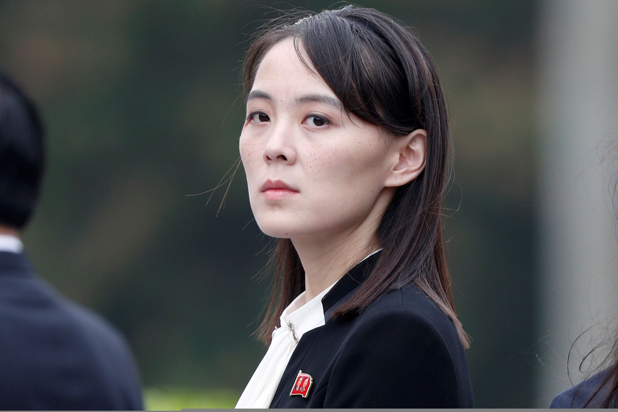 Kim Yo Jong en el mausoleo de Ho Chi Minh en Hanoi, Vietnam, en marzo de 2019. Los ojos del mundo se posan sobre la hermana del dictador norcoreano (Reuters)