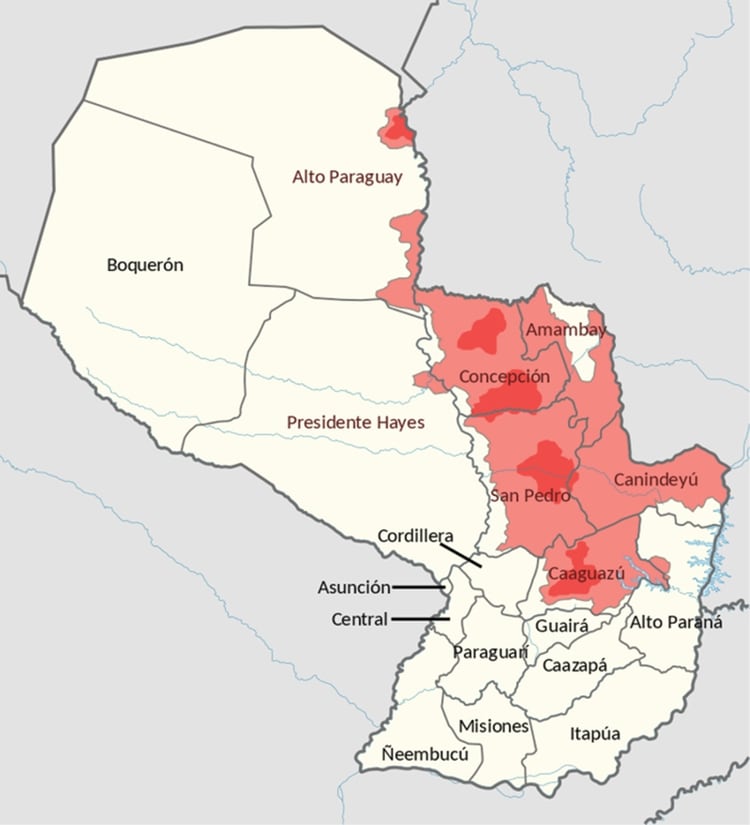 El ejército paraguayo ha estado luchando contra la insurgencia del Ejército del Pueblo Paraguayo (EPP), principalmente en el noreste de Paraguay (actividad insurgente representada en rojo) a lo largo de su frontera con Brasil, desde 2005.