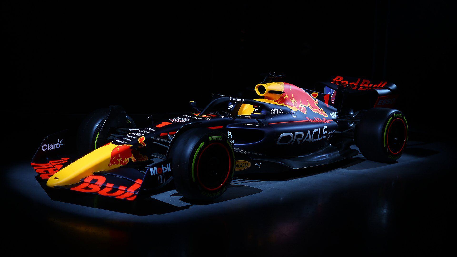 RED BULL RB18