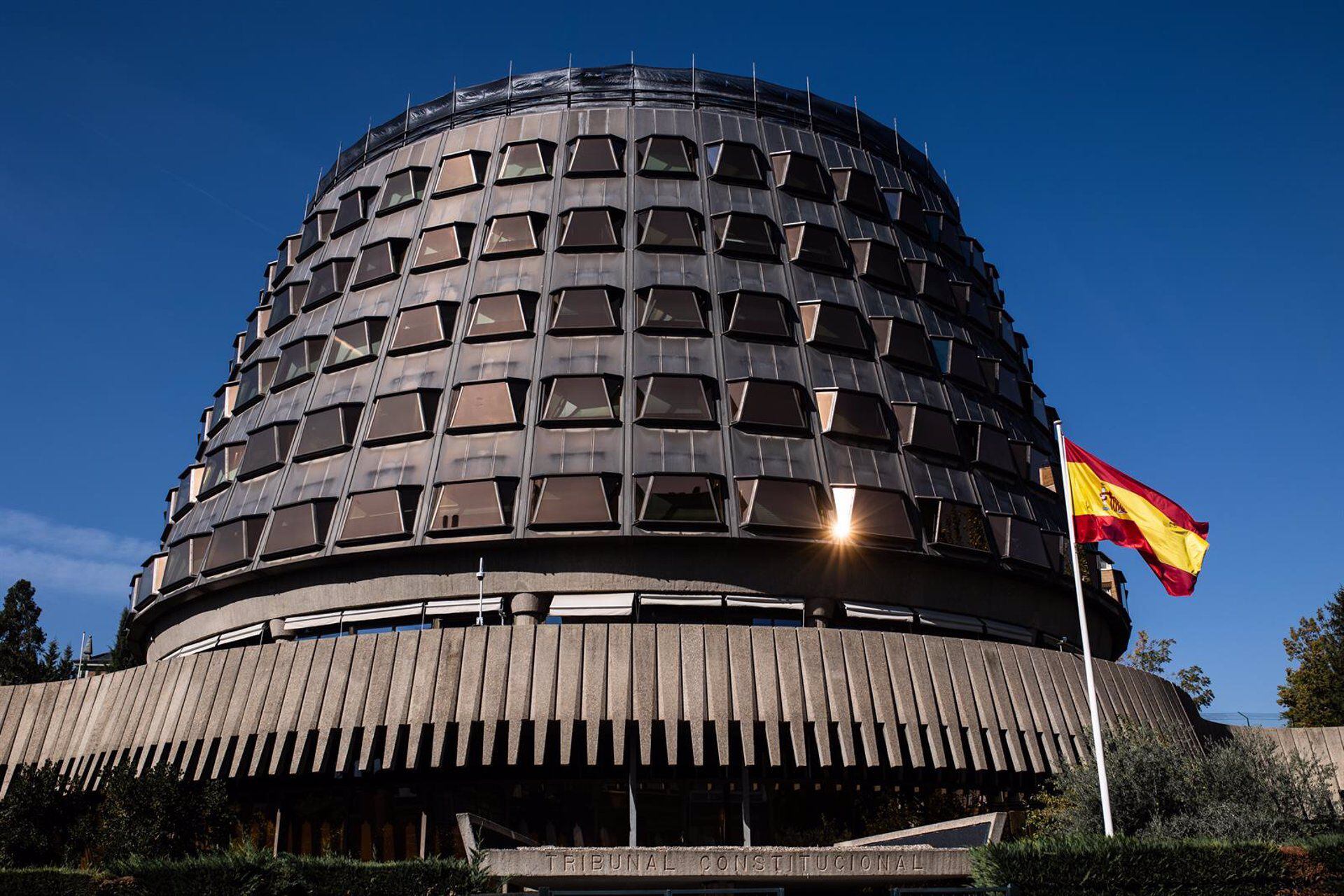 Fachada del Tribunal Constitucional (Alejandro Martínez Vélez - Europa Press)
