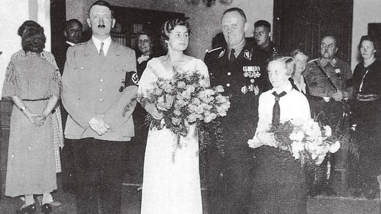 Baur estuvo en la boda de Hitler y Eva Braun