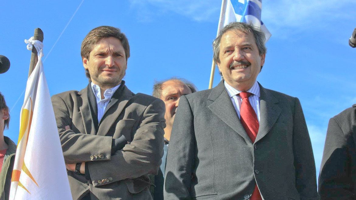 Maximiliano Pullaro mantuvo una estrecha relación con el ex presidente Raúl Alfonsin y, hasta el día de hoy, conserva el vínculo con Ricardo Alfonsin